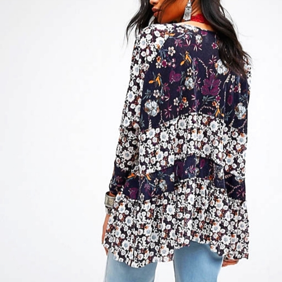 🦋 Free People Tunic // Boho Florals - Picture 2 of 12